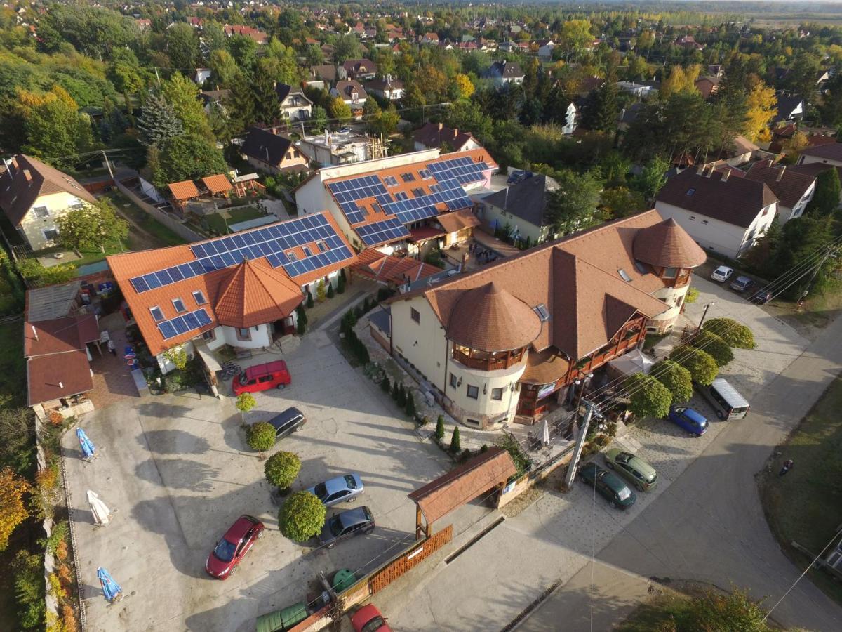 Nyilas Fogado Hotel Nyiregyhaza Ngoại thất bức ảnh