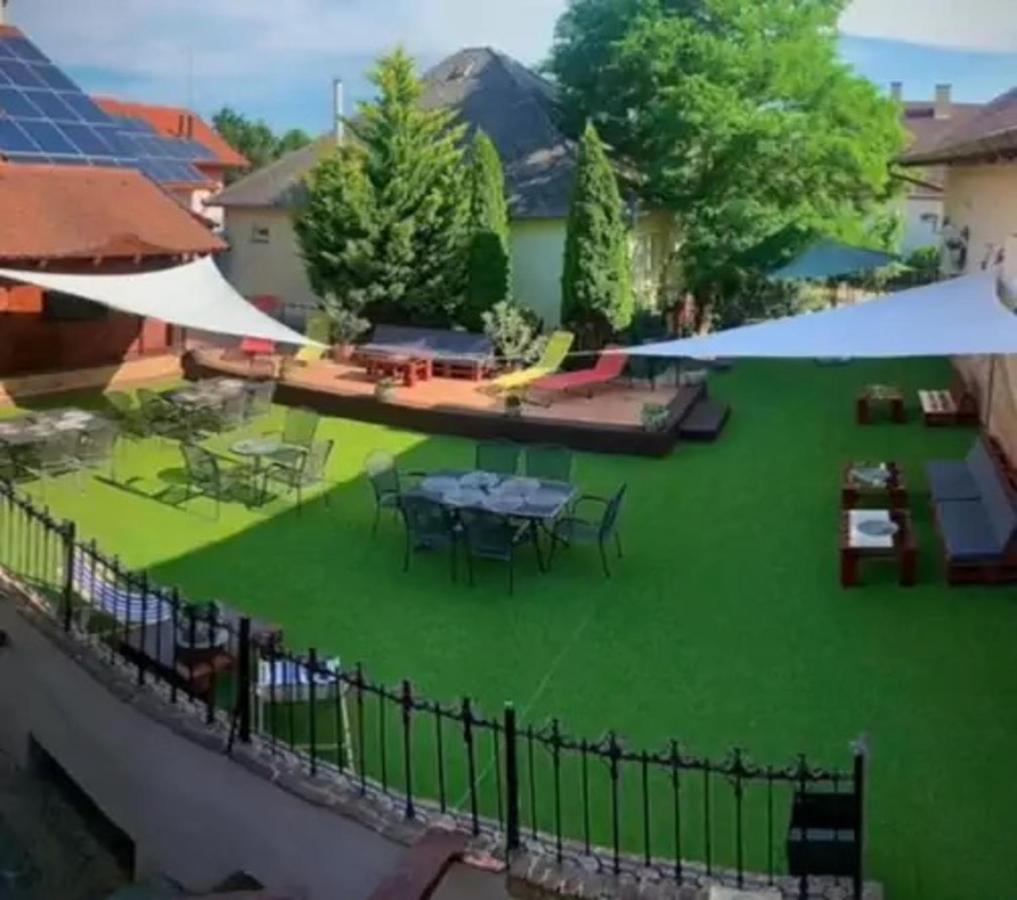Nyilas Fogado Hotel Nyiregyhaza Ngoại thất bức ảnh