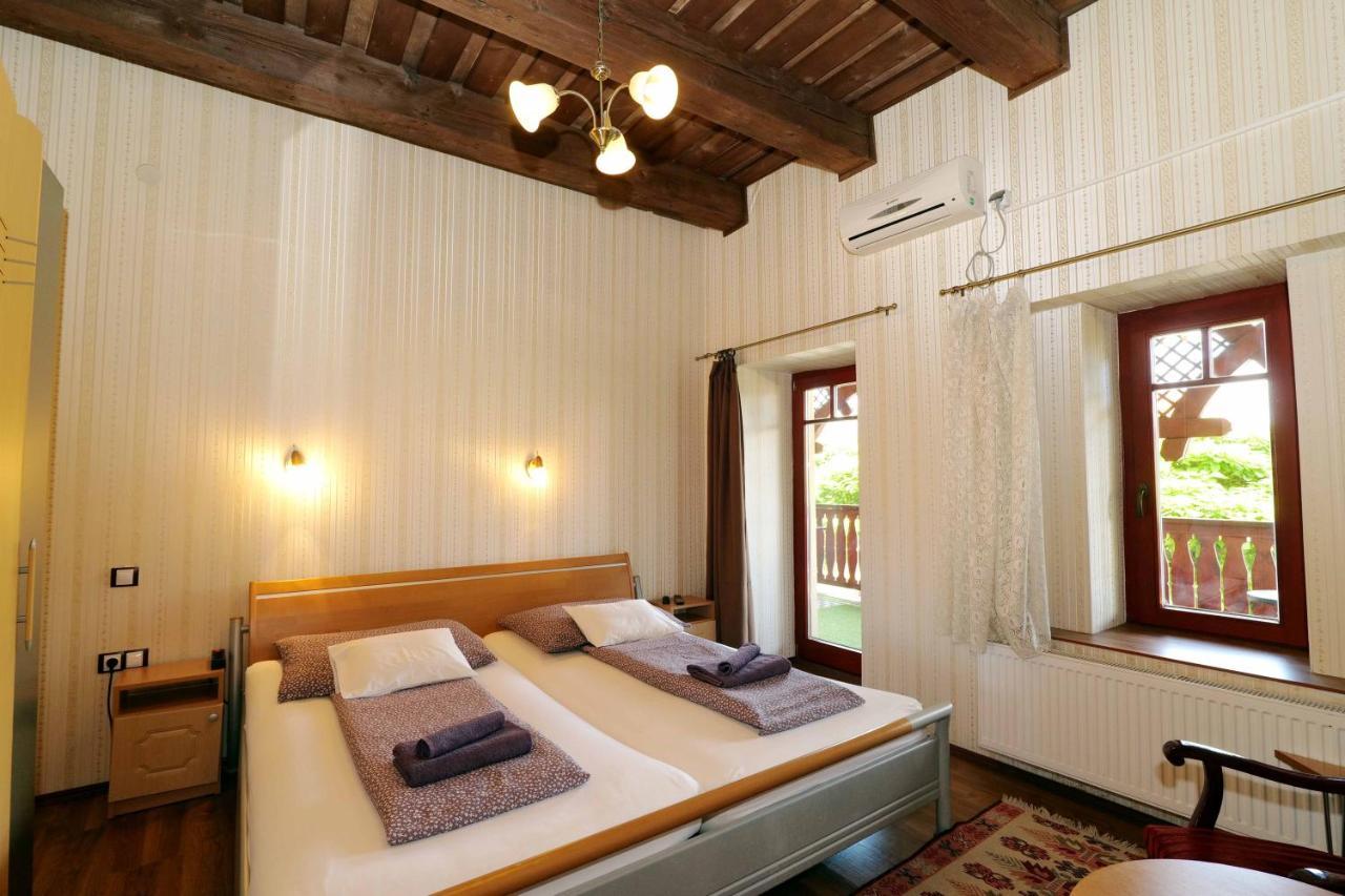 Nyilas Fogado Hotel Nyiregyhaza Ngoại thất bức ảnh