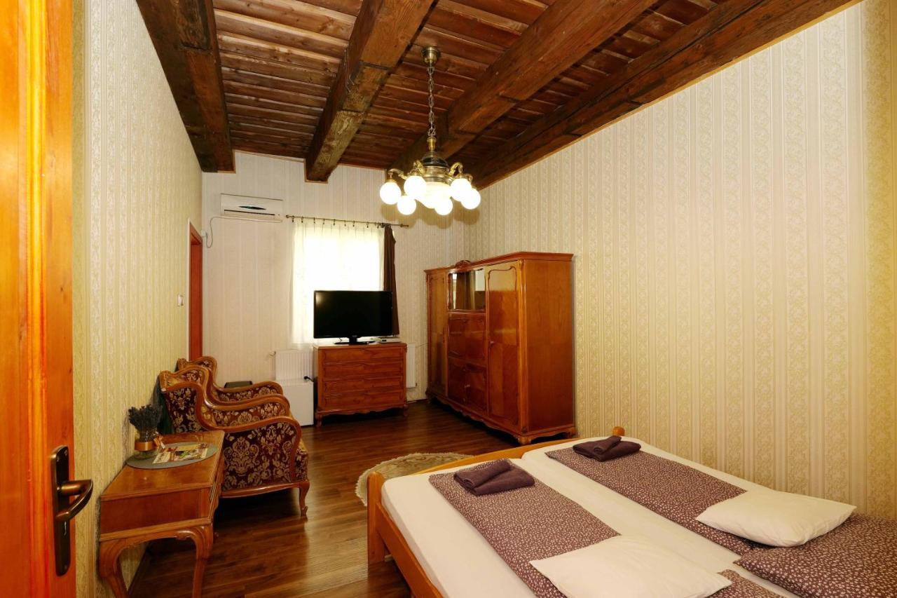 Nyilas Fogado Hotel Nyiregyhaza Ngoại thất bức ảnh