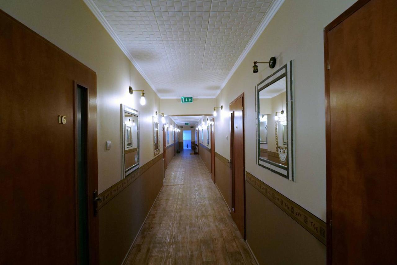 Nyilas Fogado Hotel Nyiregyhaza Ngoại thất bức ảnh