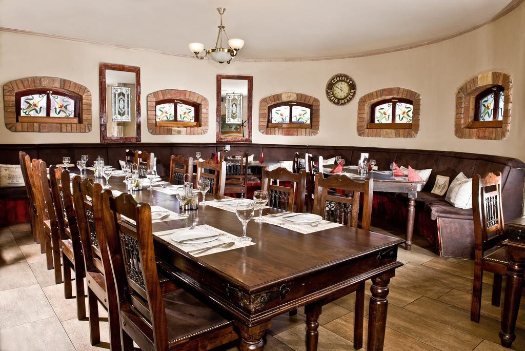 Nyilas Fogado Hotel Nyiregyhaza Ngoại thất bức ảnh